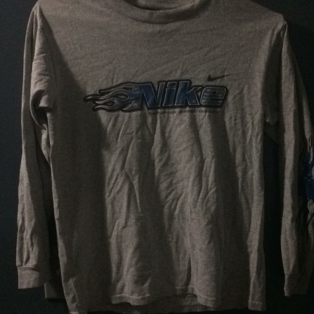 It’s a gray bike long sleeve